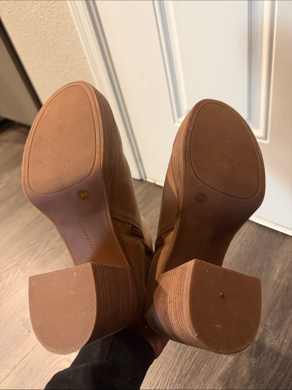 Lucky Brand Tan Leather Platform Ankle Boots - Picture 4 of 4